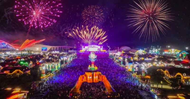 開(kāi)啟“歡動(dòng)”模式！第34屆青島國(guó)際啤酒節(jié)在金沙灘啤酒城盛大開(kāi)幕